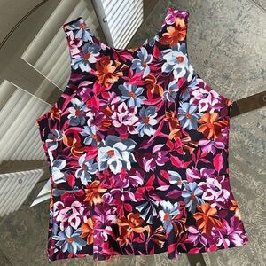 NWOT Alexia Admor Colorfull Tropical Floral Tank Top, size L